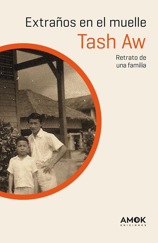 EXTRAÑOS EN EL MUELLE | 9788419211347 | AW, TASH | Llibreria La Font de Mimir - Llibreria online Barcelona - Comprar llibres català i castellà