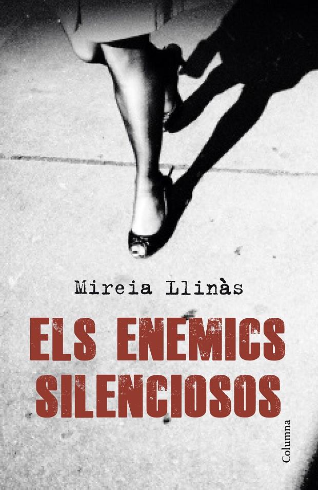 ELS ENEMICS SILENCIOSOS | 9788466420419 | MIREIA LLINÀS VENTURA | Llibreria La Font de Mimir - Llibreria online Barcelona - Comprar llibres català i castellà