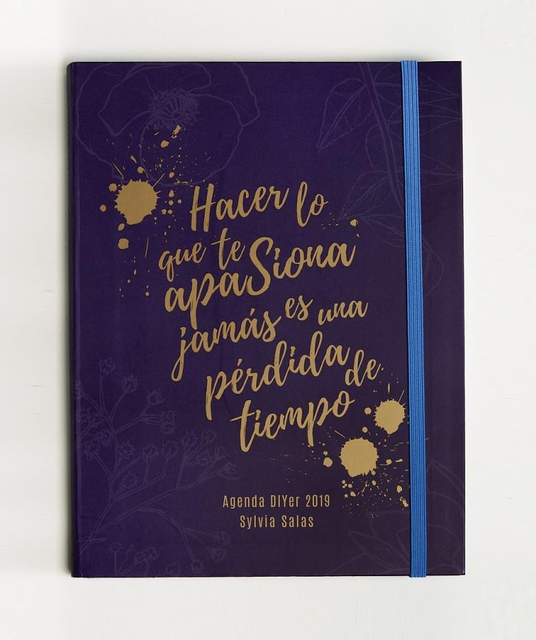 HACER LO QUE TE APASIONA JAMÁS ES UNA PÉRDIDA DE TIEMPO | 9788441540675 | SALAS, SYLVIA | Llibreria La Font de Mimir - Llibreria online Barcelona - Comprar llibres català i castellà